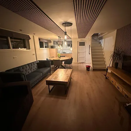 Cozy 15 Min Amsterdam Haarlem Zandvoort * زفانينبورغْ